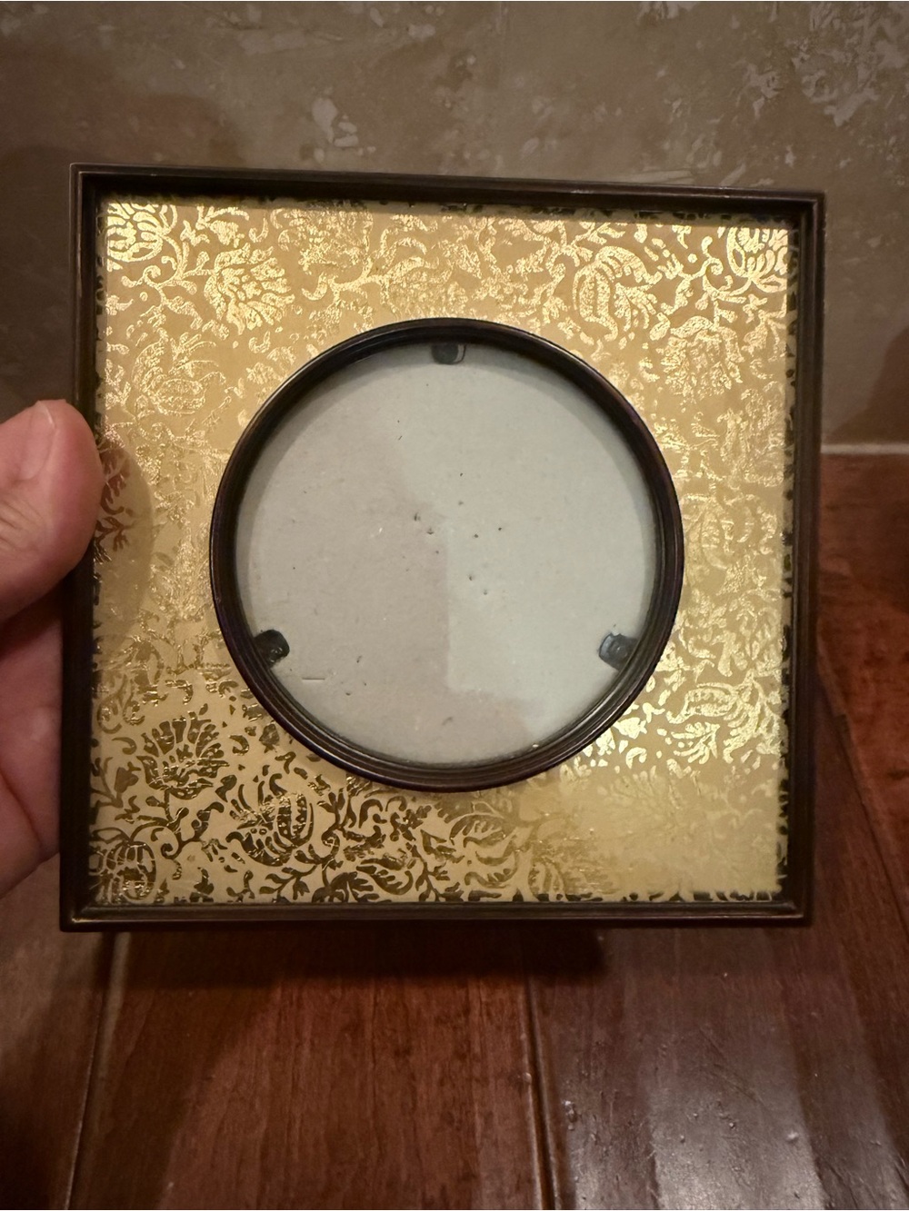 Vintage Picture Frame Stiffel  Gold Floral  6.5” w/ round circle 4” Frame
